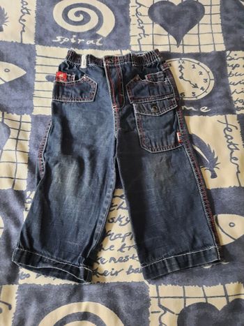 Jean léger taille 18 mois