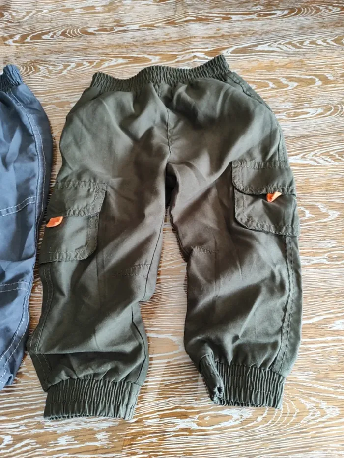 🍁 2 joggings taille 18 mois 🍁 - photo numéro 3