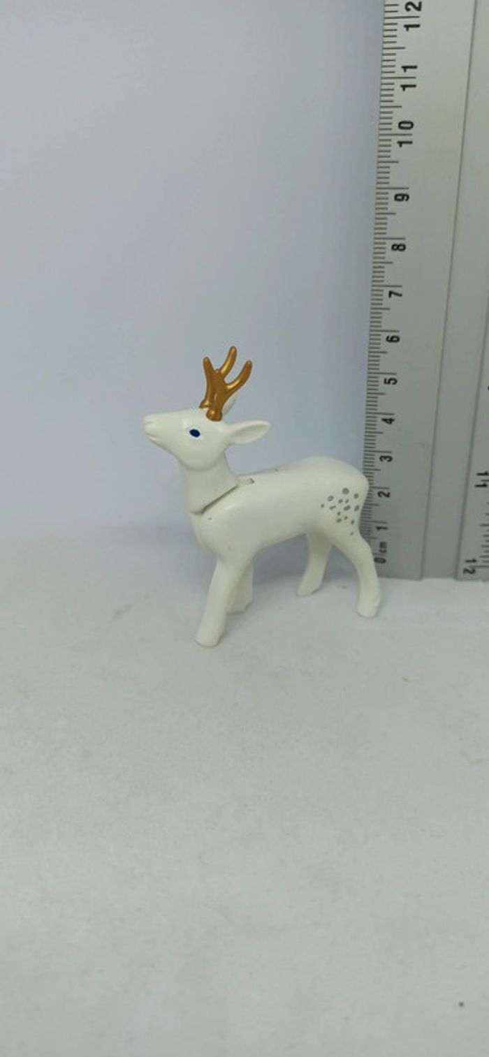 Jeune cerf blanc playmobil