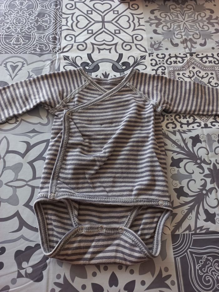 Vetement bebe - photo numéro 9