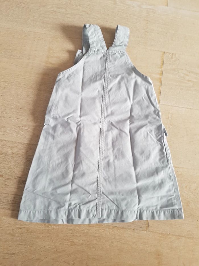 Robe en 4 ans - photo numéro 2