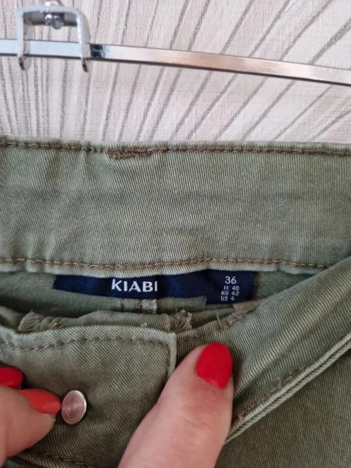 Jolie jupe kaki Kiabi pour l'été taille 36 - photo numéro 3