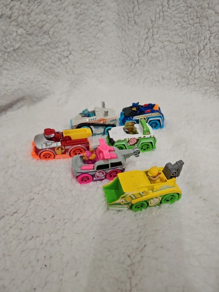 Vehicules pat patrouille métal neon