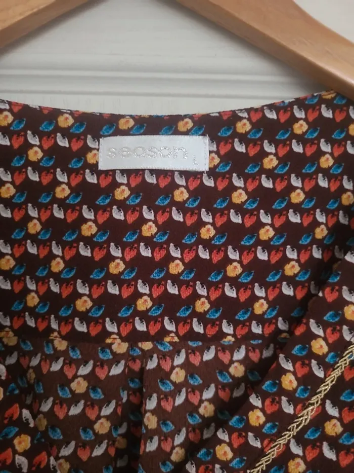 Blouse à motifs - photo numéro 4