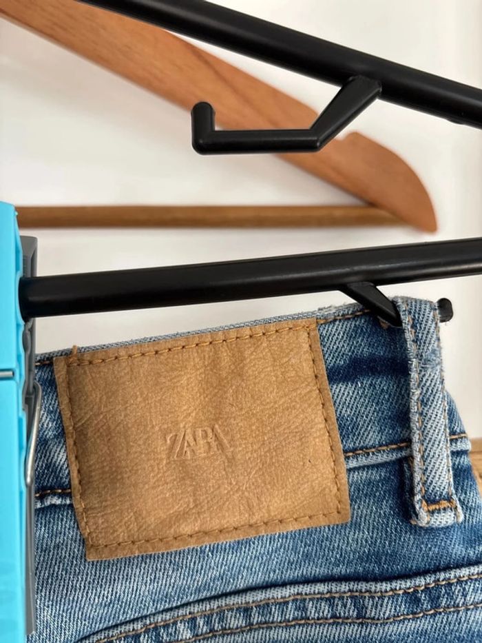 Jean bleu zara taille 38 fentes en bas des jambes - photo numéro 9