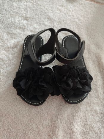 Sandales fille élégantes – portées 1 fois – état impeccable