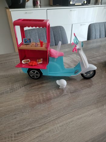 Scooter barbie 