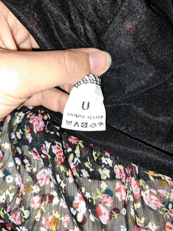 Robe fleurie - photo numéro 3