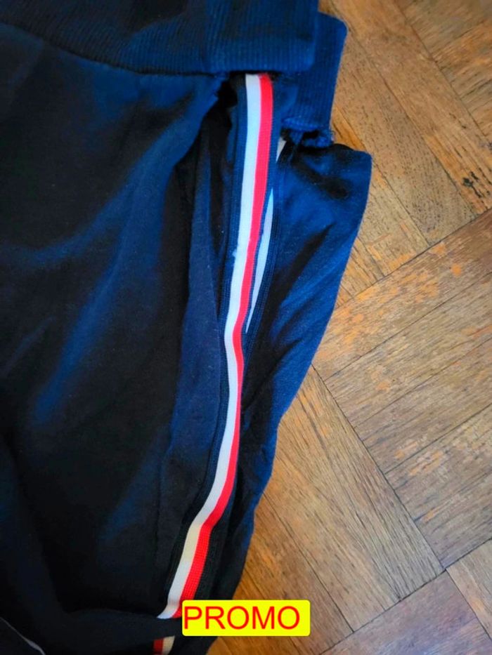 Magnifique Jogging en coton Tommy Hilfiger taille S Ref 15IT120 - photo numéro 3