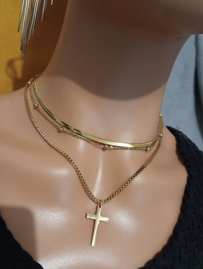 Collier en croix trio - photo numéro 4