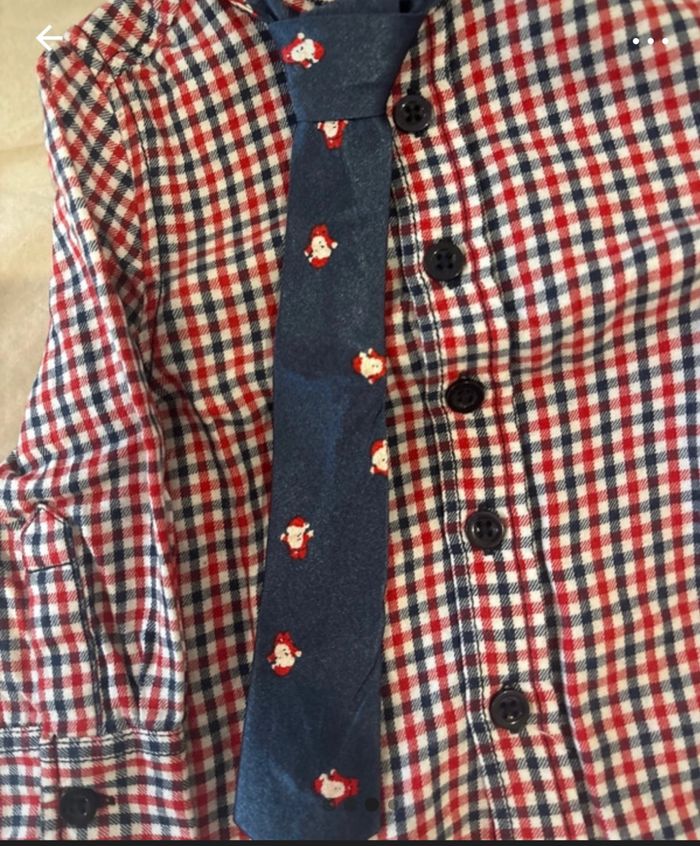 Chemise avec cravate père Noël - photo numéro 3