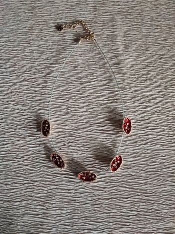 Collier ikita design