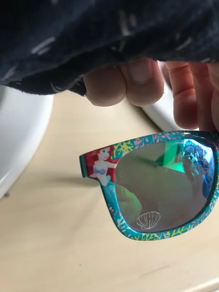 Lunettes de soleil la petite sirène - photo numéro 3