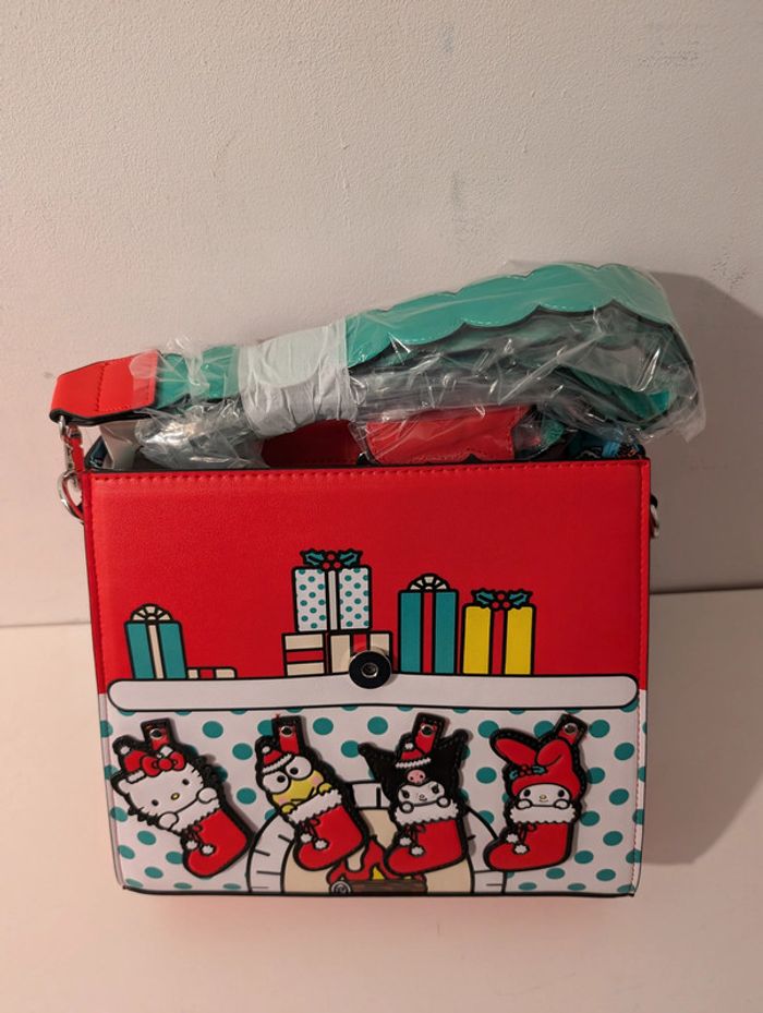 Loungefly : Hello kitty Winter Wonderland - Sac bandoulière - photo numéro 7