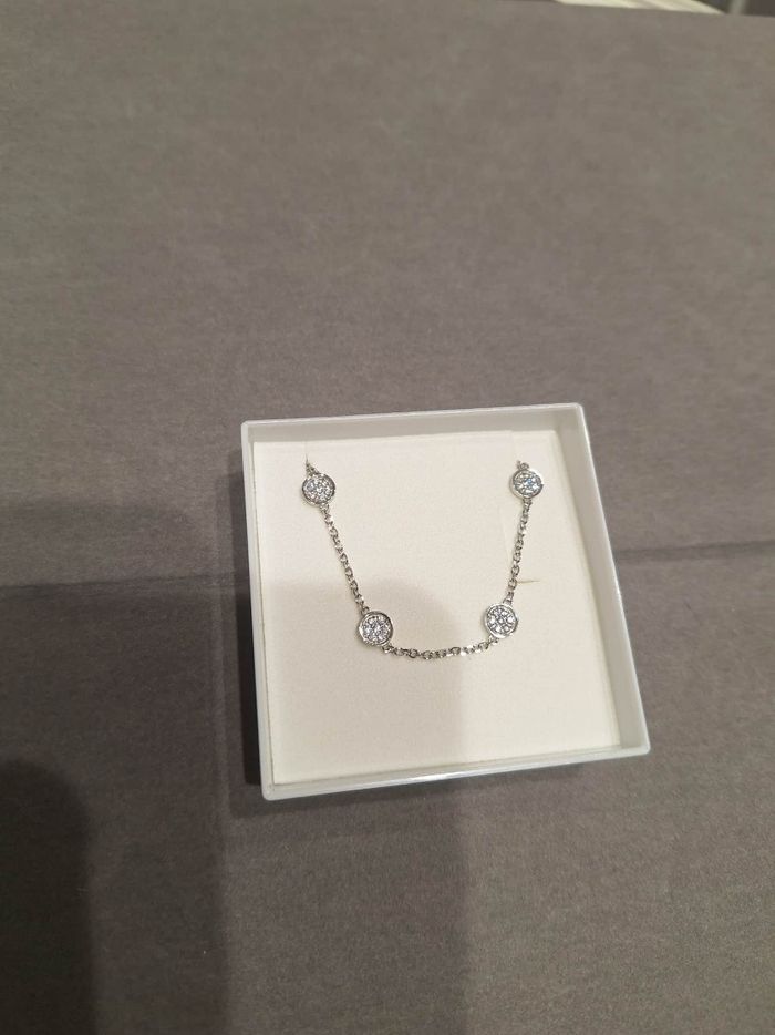 Lot bracelet en argent + torchon irlande