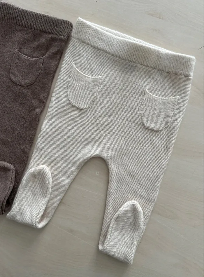 2 bas avec pied Kiabi taille 3 mois 56-62 cm - photo numéro 4