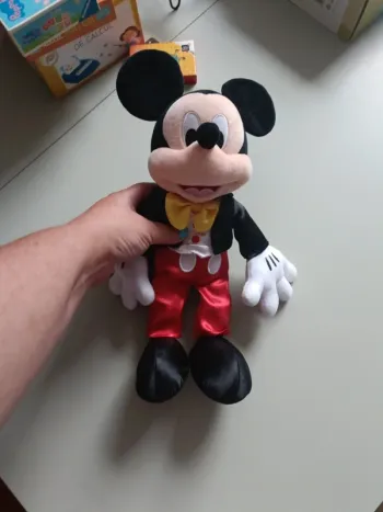 Peluche Mickey costume