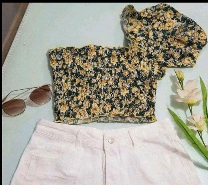 Crop top élastique fleuri jaune
