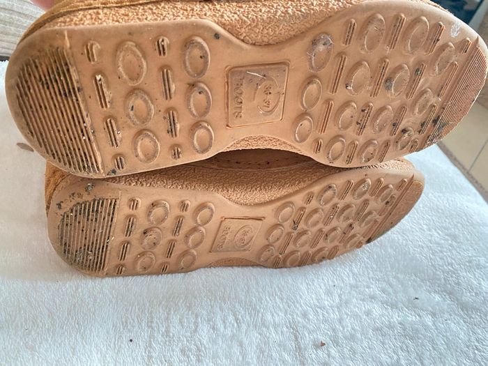 Bottines En Suédine Fourrée Très Chaude pointure  36-37 - photo numéro 7
