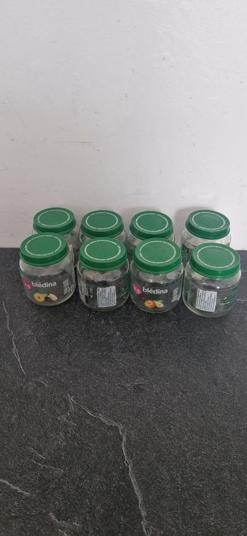 Lot de 8 petits pots bébé vides 