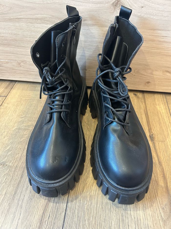 Bottes noir taille 42 - NEUF - photo numéro 3