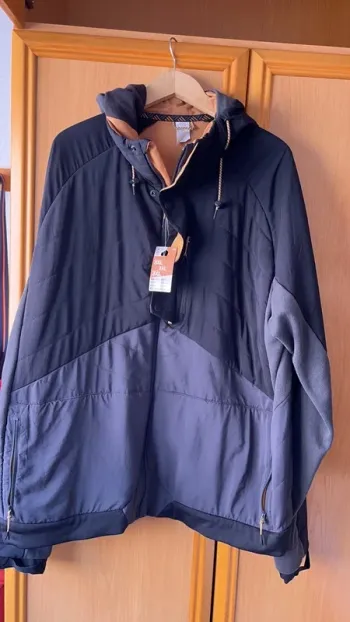 Veste Decathlon mi-saison XXXL