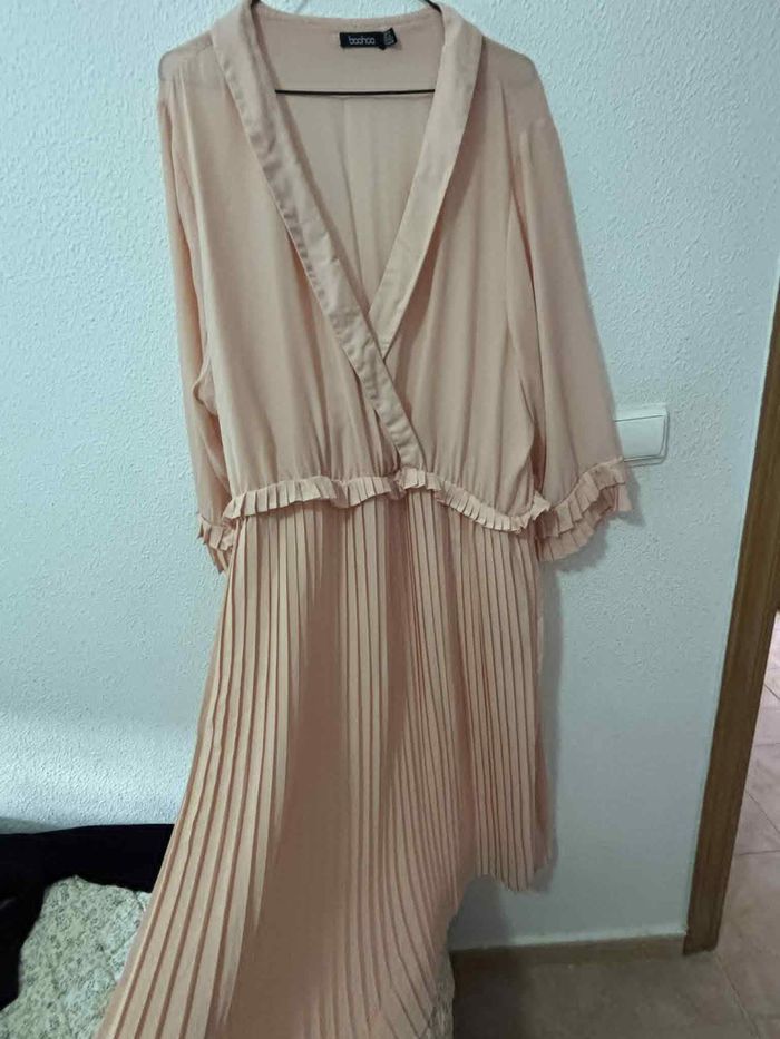 Robe mi longue rose Boohoo taille 52 - photo numéro 3