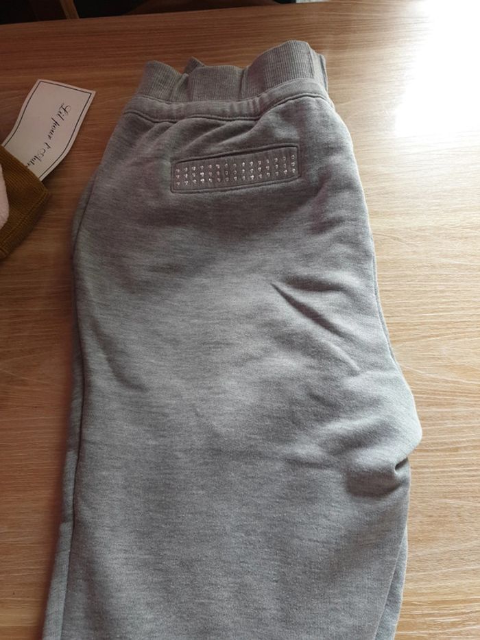 Jogging femme - photo numéro 2