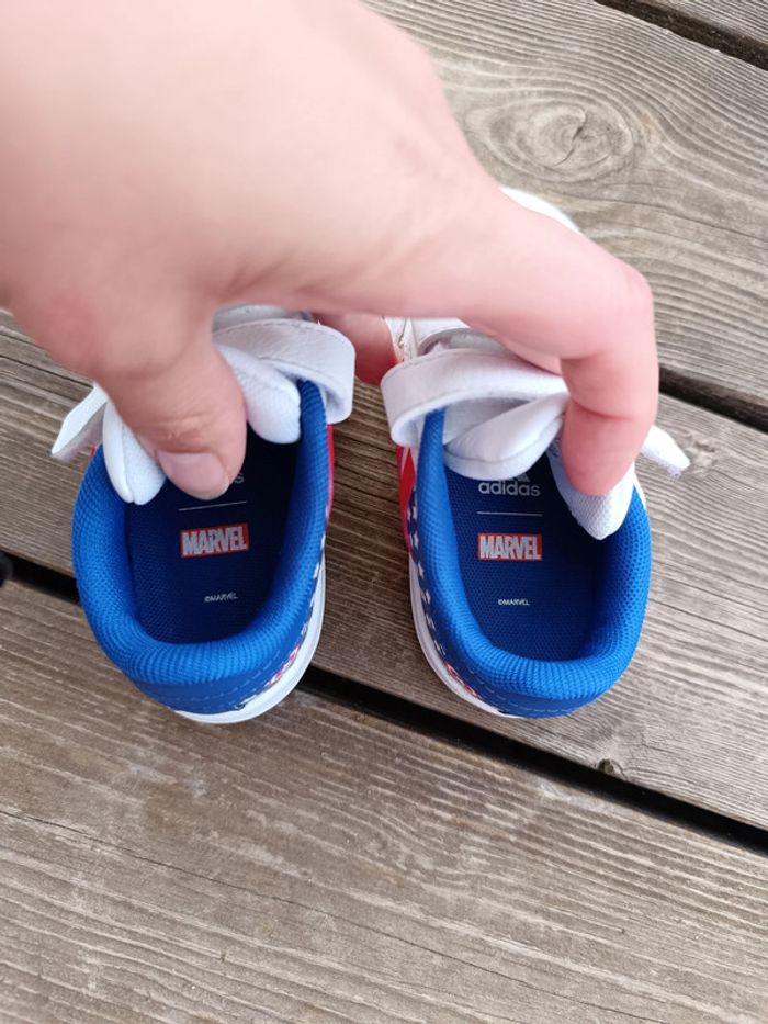 Basket adidas Marvel 21 - photo numéro 7