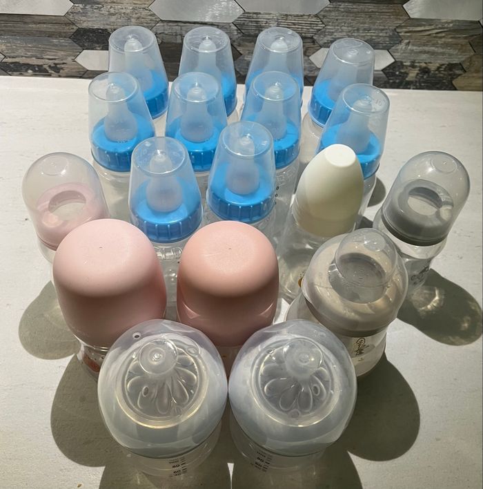 Lot de biberons - photo numéro 2