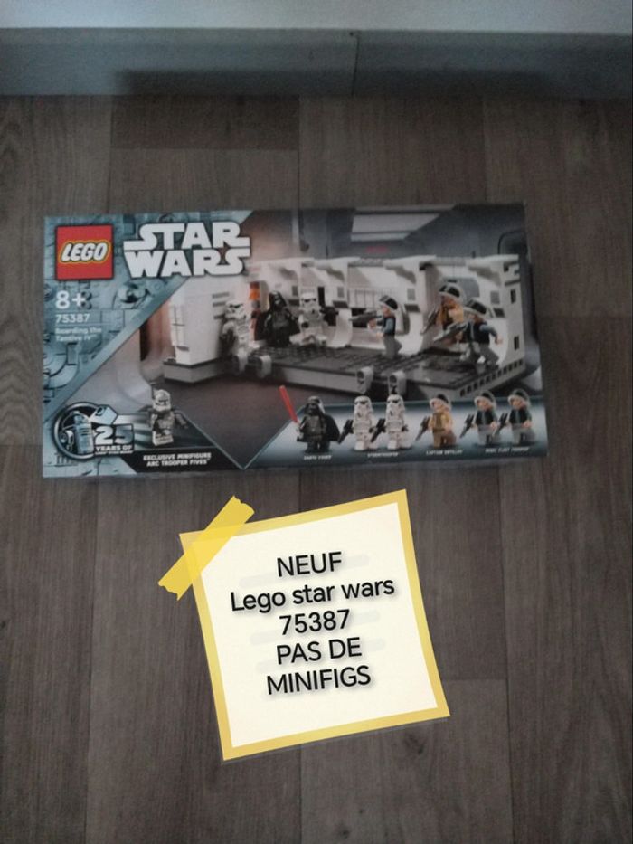 Lego star wars 75387 neuf pas de minifigs