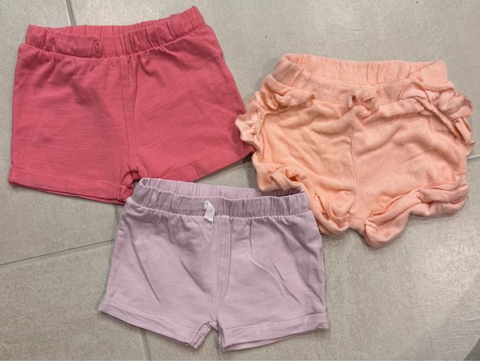 Lot vêtements fille 12 mois - photo numéro 6