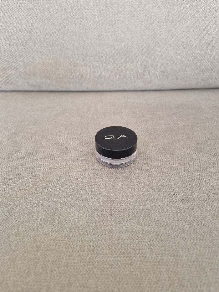 Paillettes fine rouge, Serge Louis Alvarez