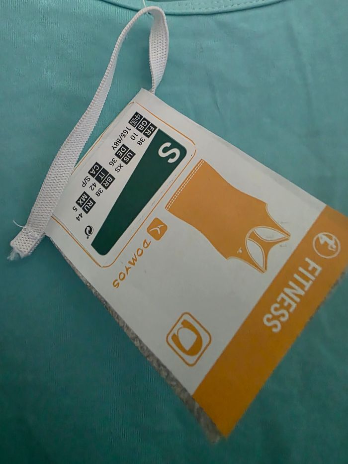 Débardeur Domyos taille S ou 38 - photo numéro 4