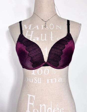 🎀 soutien gorge rose violet avec dentelle noir taille 85 c