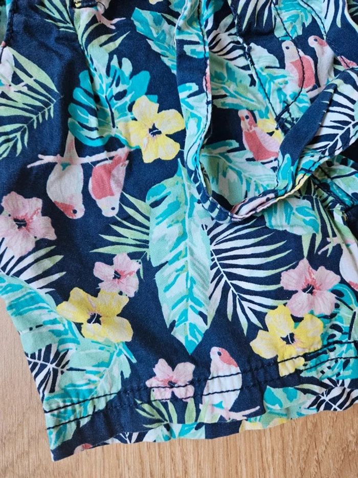 Short fleurs h&m 2/4 ans - photo numéro 4