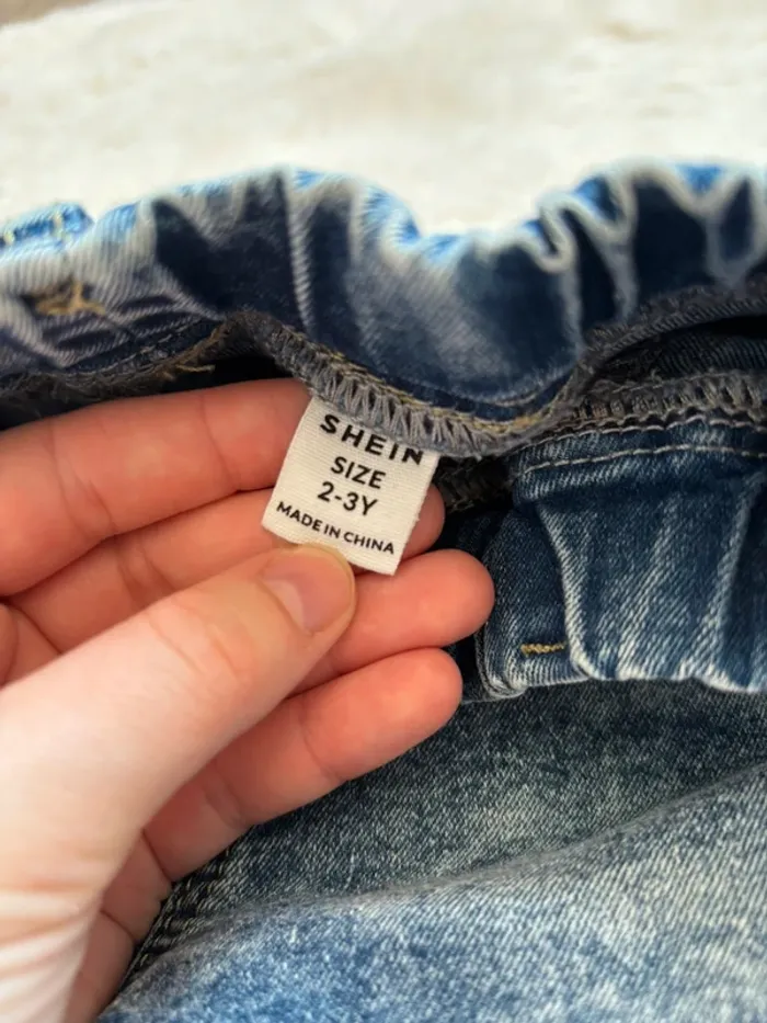 Jeans 3ans - photo numéro 2