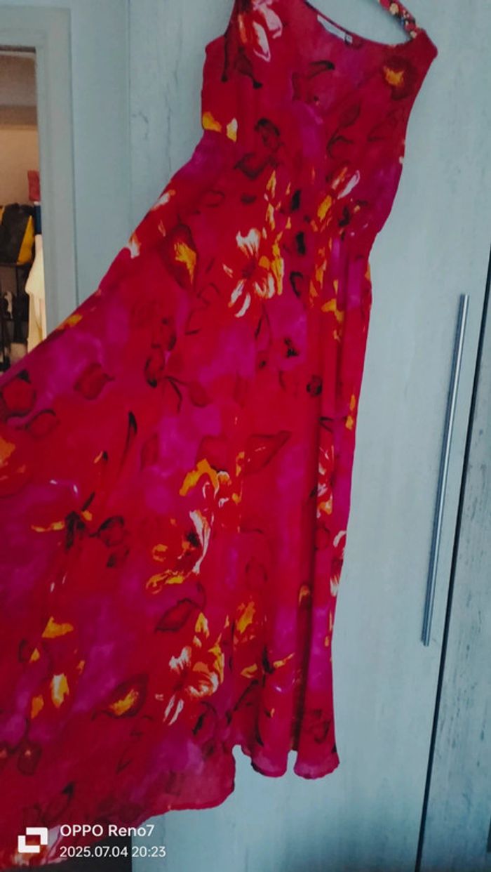 Longue robe rouge chic