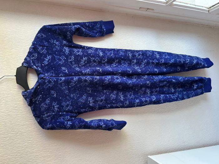 pyjama 1 piece 7-8 ans