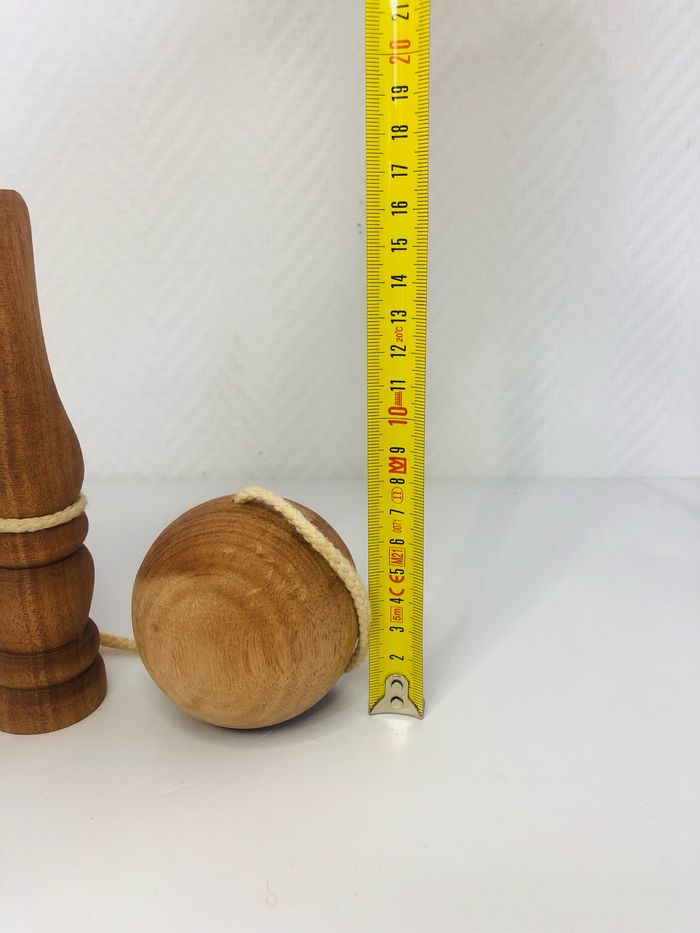 Bilboquet en bois - photo numéro 6