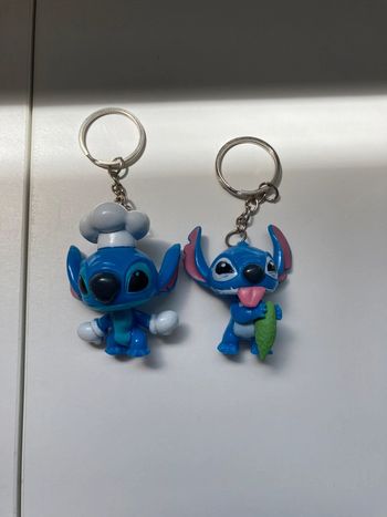2 porte-clés stitch