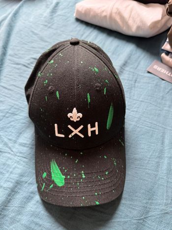 Casquette LXH noire éclaboussures vertes – réglable