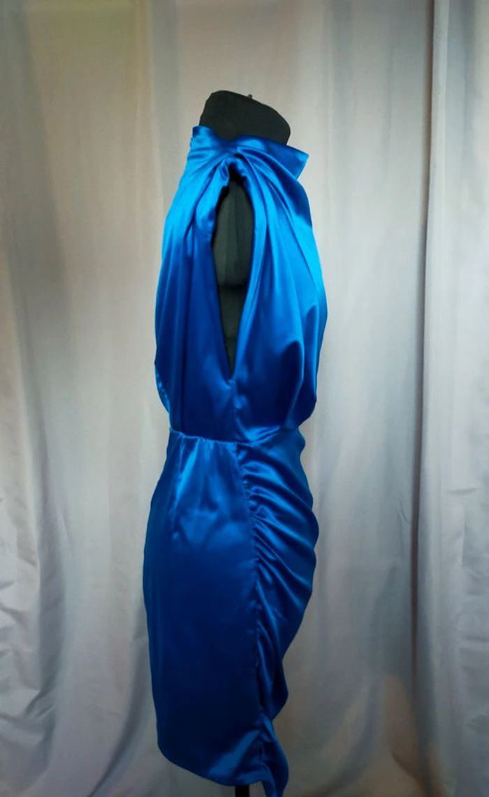 Robe satinée bleue – Glamaker – Taille L - photo numéro 3