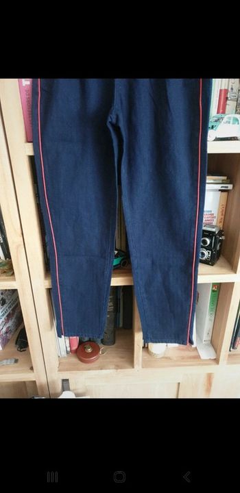 Jean brut chino galon rouge camaieu T36