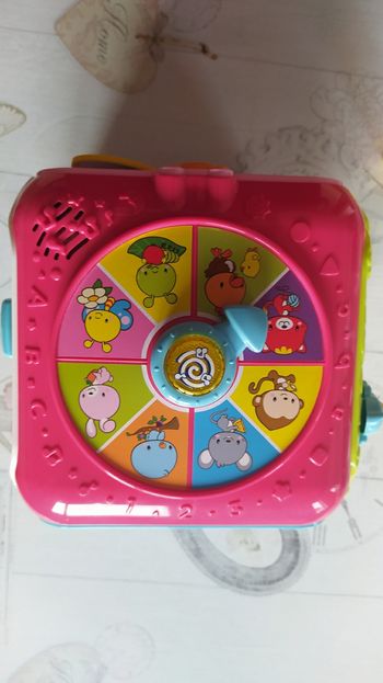 Super cube des découvertes VTech musical