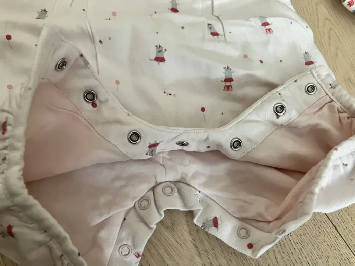 Lot 14 vêtements bébé fille 1 mois printemps/automne/hiver - photo numéro 9