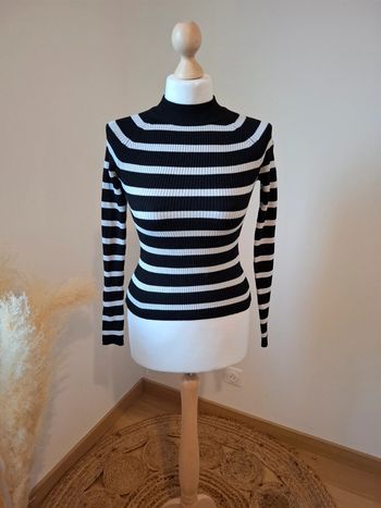 Pull rayé à col roulé Jennyfer taille XS/S 34/36