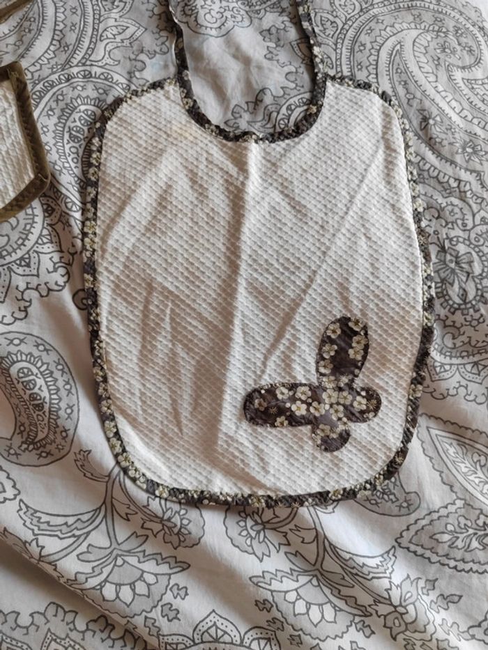 Lot de 4 bavoirs liberty/nid d'abeille - photo numéro 4