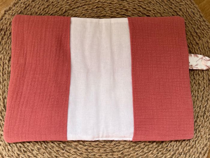 Protège carnet de santé - photo numéro 2