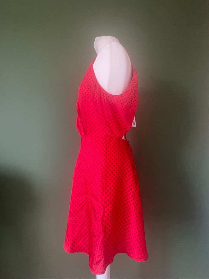 Robe rouge à pois dos nu – Taille S (neuve avec étiquette) - photo numéro 7